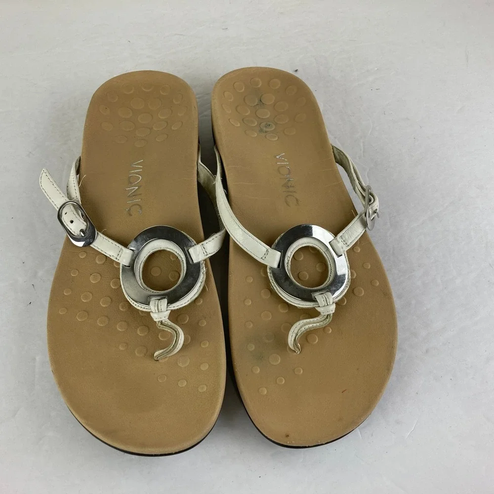 Vionic Women White Leather Thong Sandals with Silver Circle Detail Size‎ 10